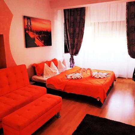 Pensiunea Red Rose Apartments Timişoara Exterior foto