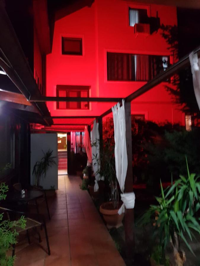Pensiunea Red Rose Apartments Timişoara Exterior foto